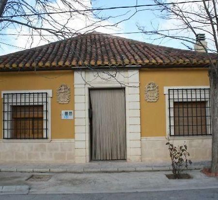Los Ferroviarios Estacion de Chinchilla Εξωτερικό φωτογραφία